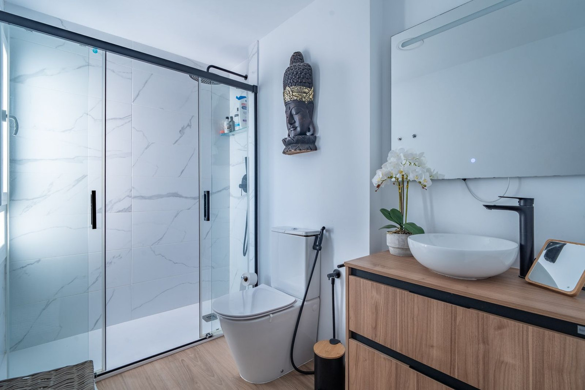 4 Bed Apartment for sale in El Palo Málaga Ciudad, Málaga, Spain