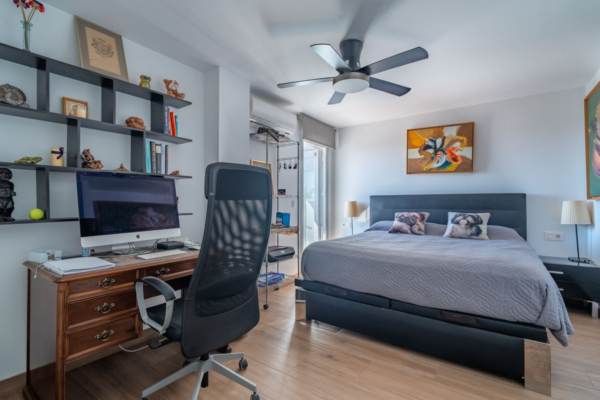 4 Bed Apartment for sale in El Palo Málaga Ciudad, Málaga, Spain