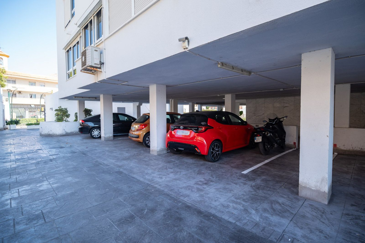 4 Bed Apartment for sale in El Palo Málaga Ciudad, Málaga, Spain