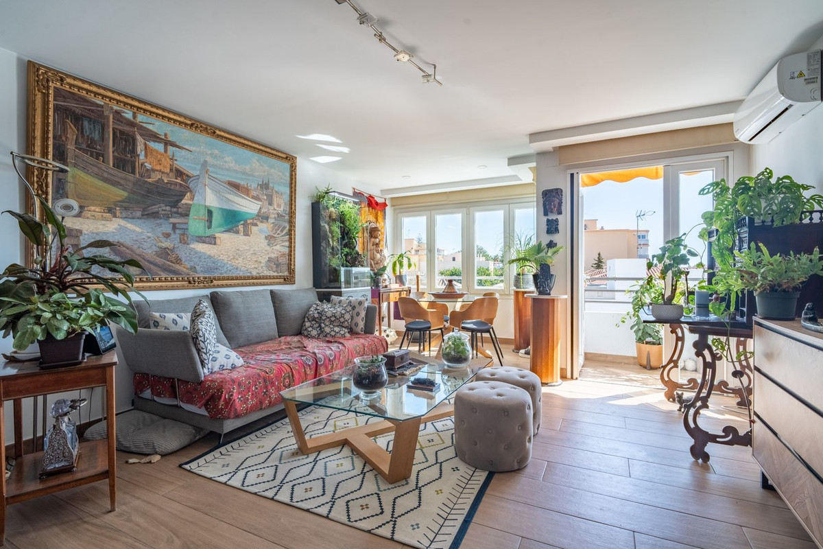 4 Bed Apartment for sale in El Palo Málaga Ciudad, Málaga, Spain