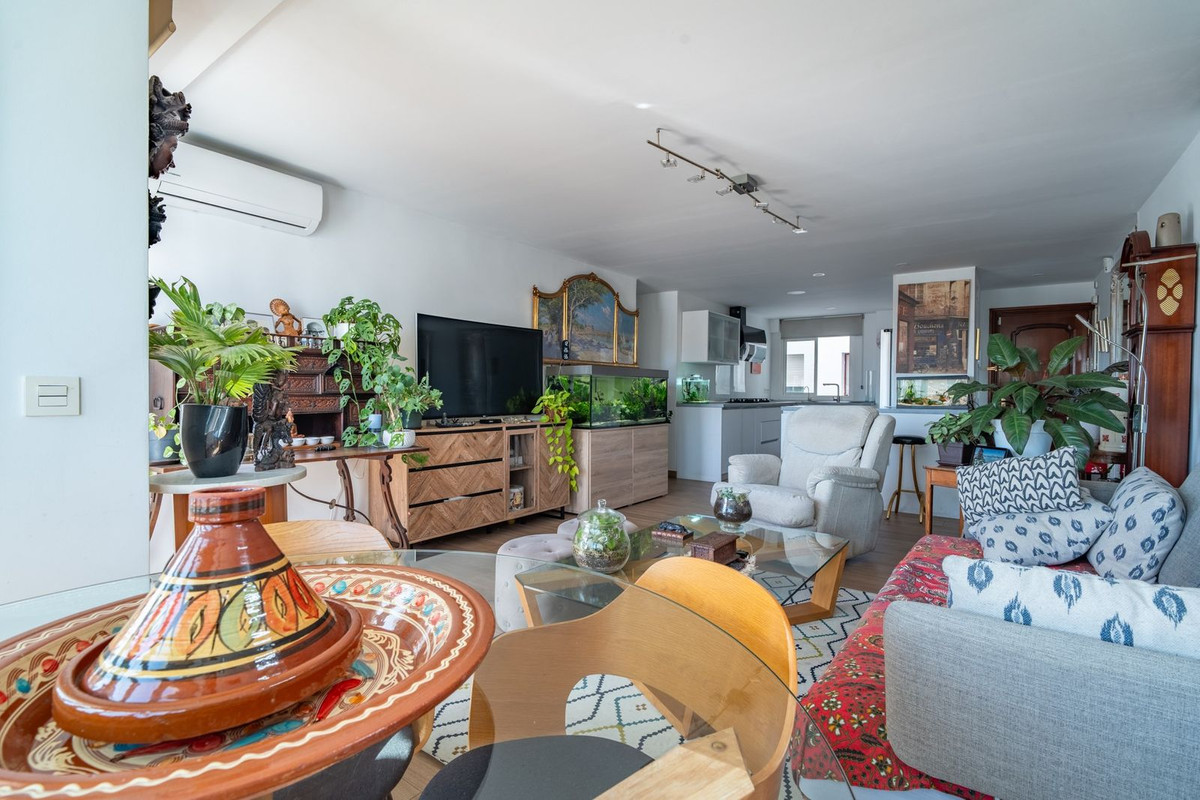4 Bed Apartment for sale in El Palo Málaga Ciudad, Málaga, Spain