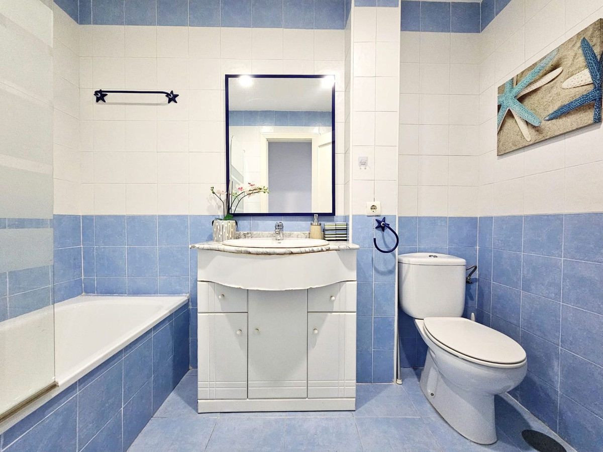 Se vende Adosada de 3 dormitorios en Costa Del Sol East, Málaga, España