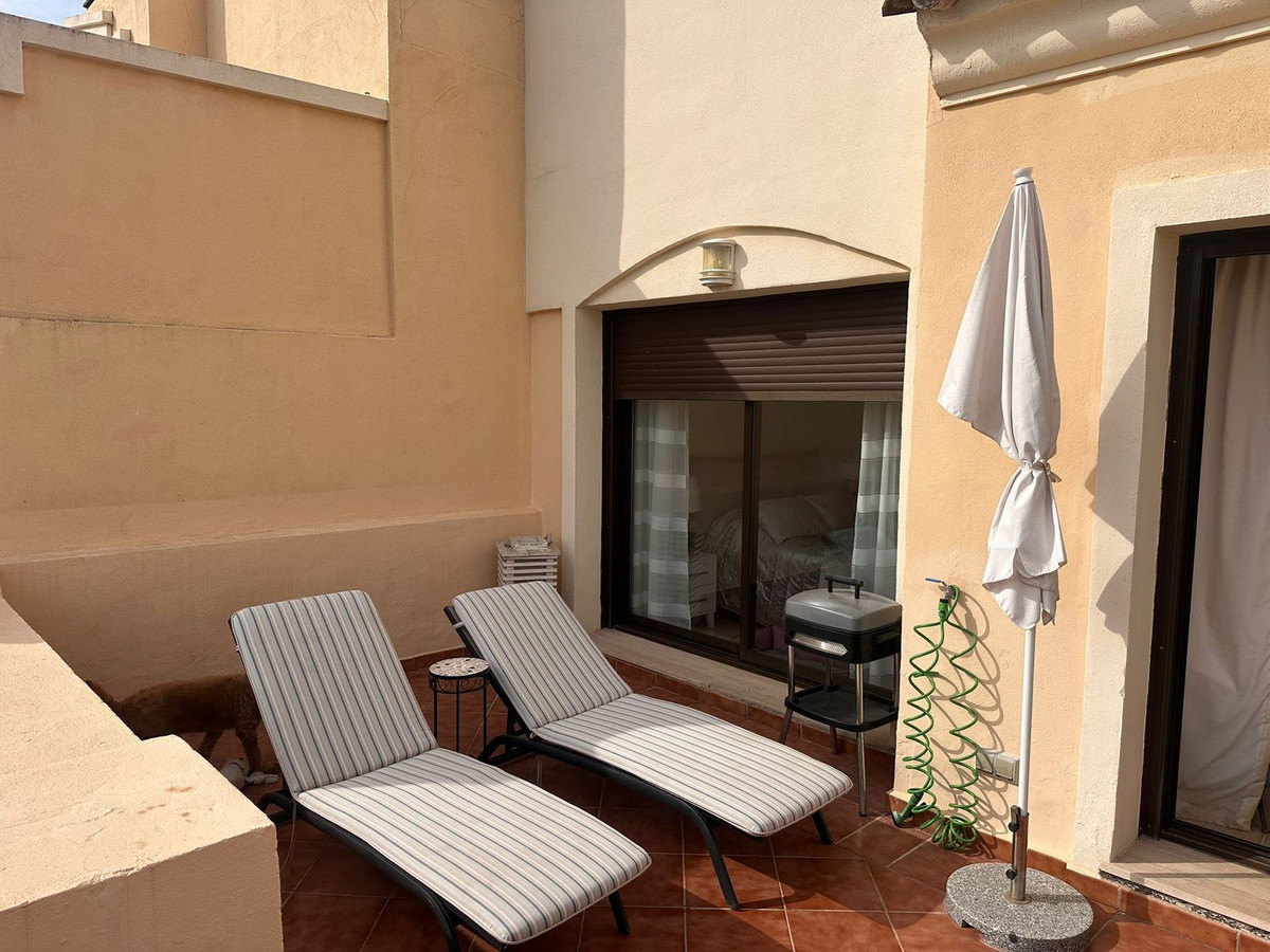 2 Bed Apartment for sale in Estepona Costa Del Sol, Málaga, Spain
