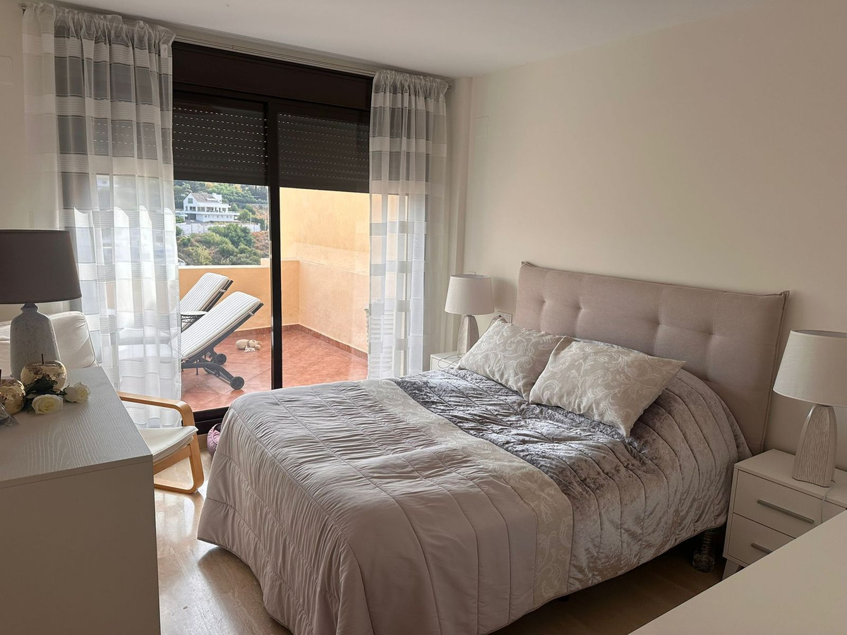 2 Bed Apartment for sale in Estepona Costa Del Sol, Málaga, Spain