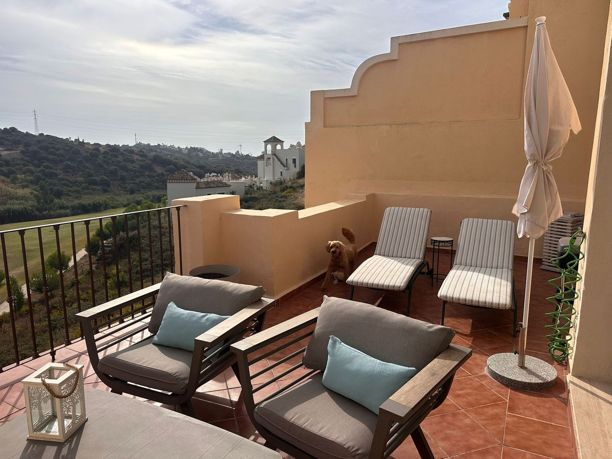2 Bed Apartment for sale in Estepona Costa Del Sol, Málaga, Spain