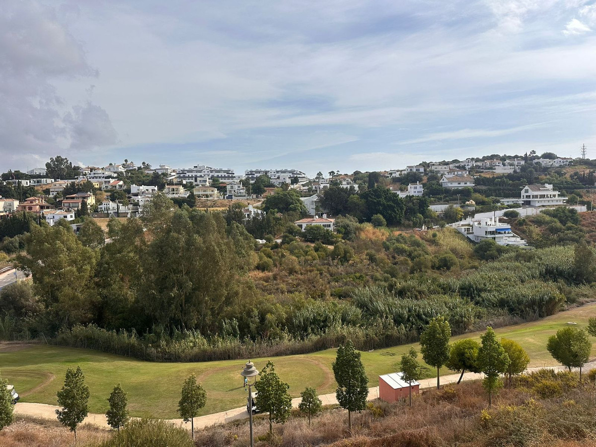 2 Bed Apartment for sale in Estepona Costa Del Sol, Málaga, Spain