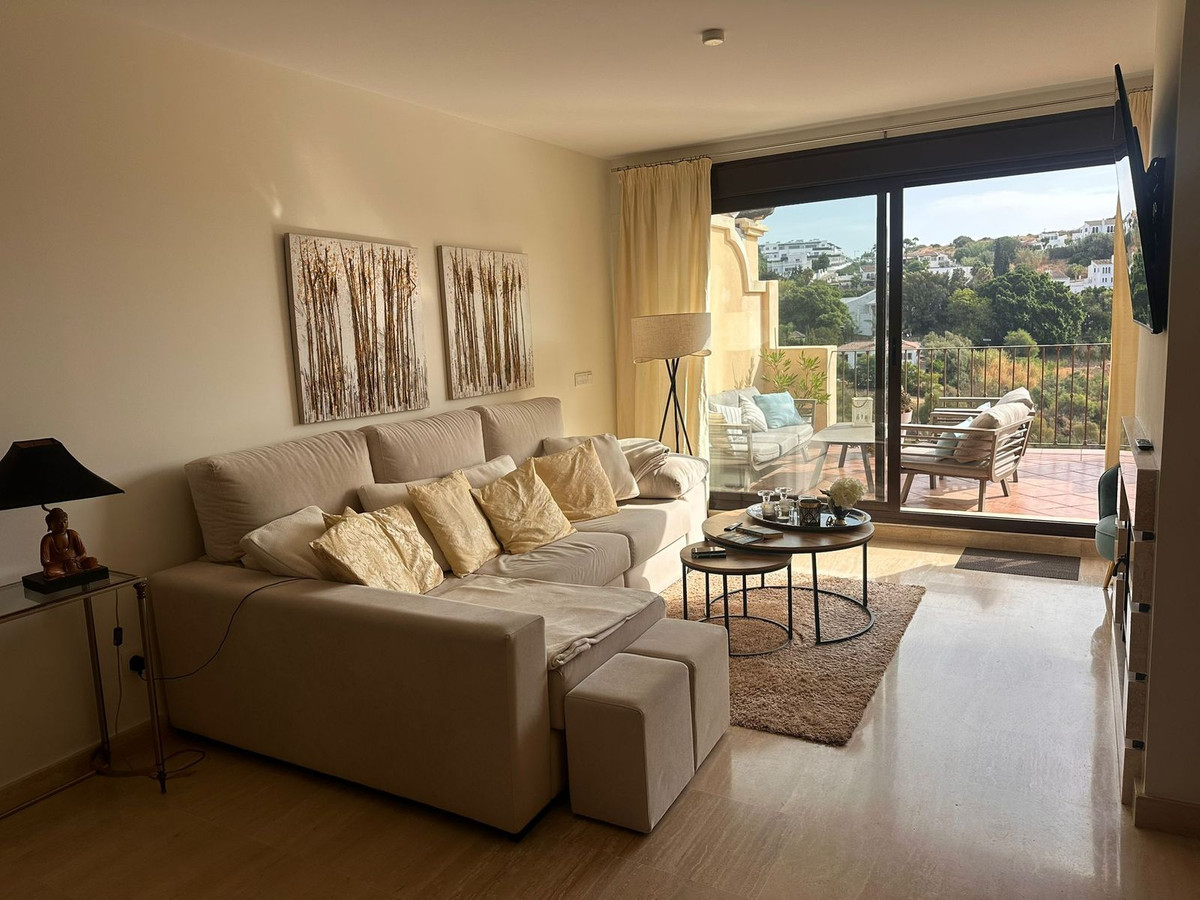 2 Bed Apartment for sale in Estepona Costa Del Sol, Málaga, Spain