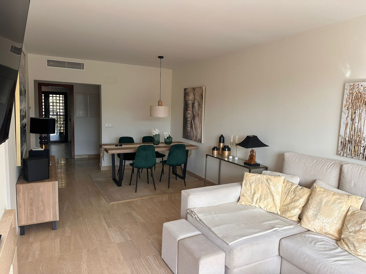 2 Bed Apartment for sale in Estepona Costa Del Sol, Málaga, Spain