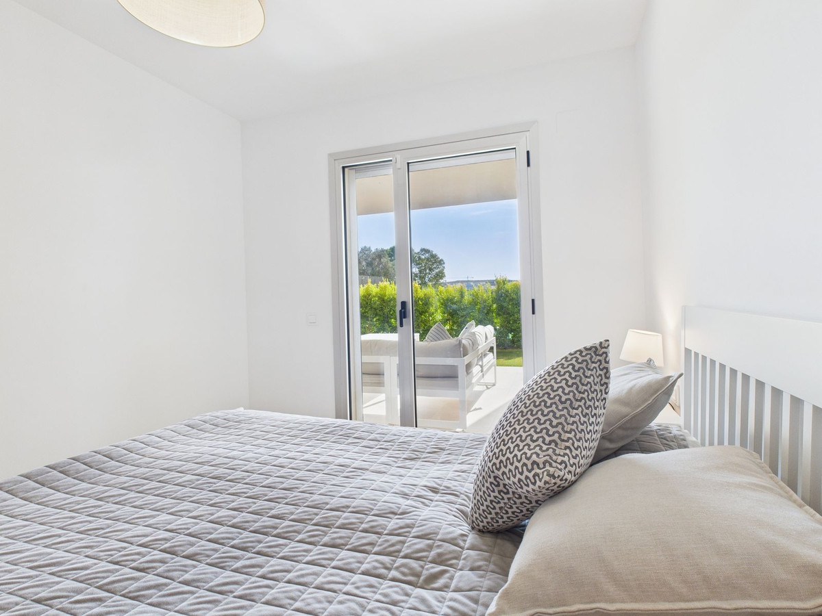 2 Bed Apartment for sale in Estepona Costa Del Sol, Málaga, Spain