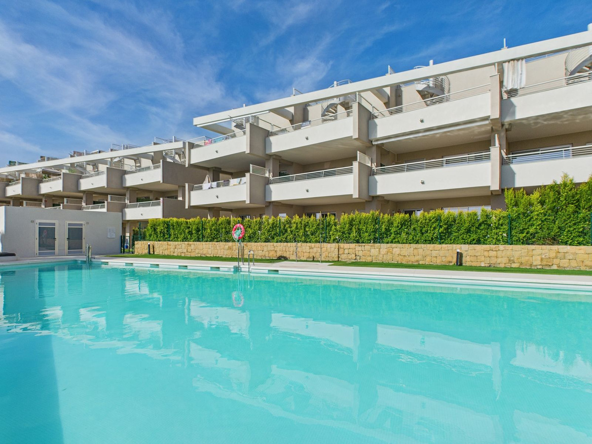 2 Bed Apartment for sale in Estepona Costa Del Sol, Málaga, Spain
