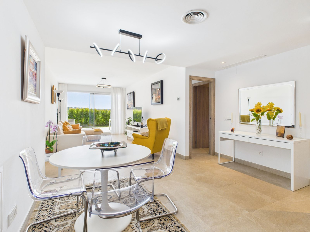 2 Bed Apartment for sale in Estepona Costa Del Sol, Málaga, Spain