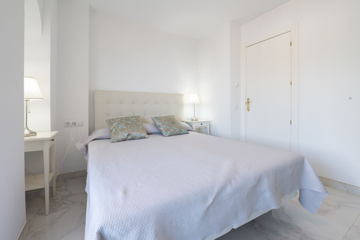 2 Bed Apartment for sale in Marbella Costa Del Sol, Málaga, Spain
