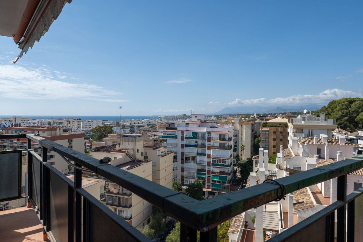 2 Bed Apartment for sale in Marbella Costa Del Sol, Málaga, Spain