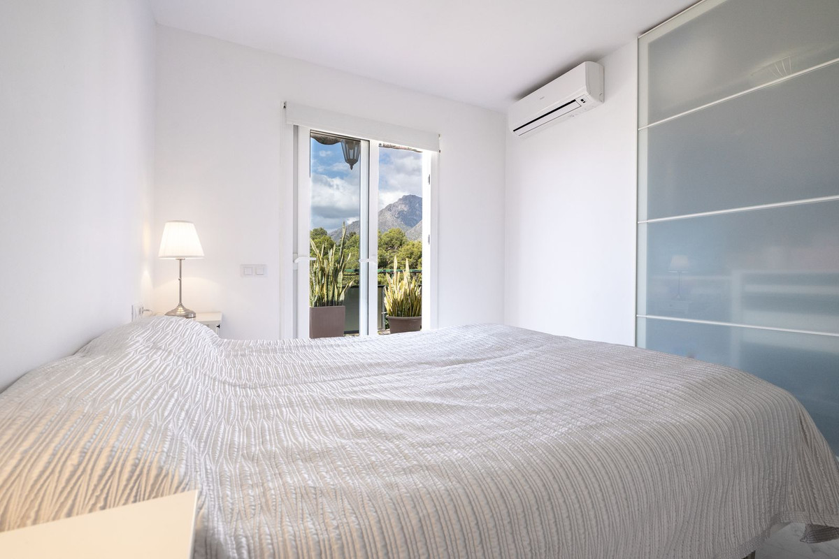 2 Bed Apartment for sale in Marbella Costa Del Sol, Málaga, Spain