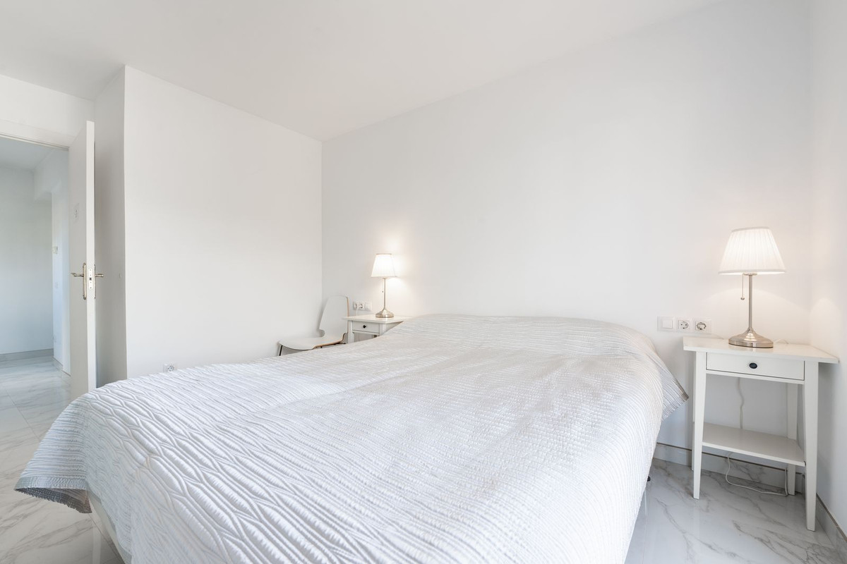 2 Bed Apartment for sale in Marbella Costa Del Sol, Málaga, Spain