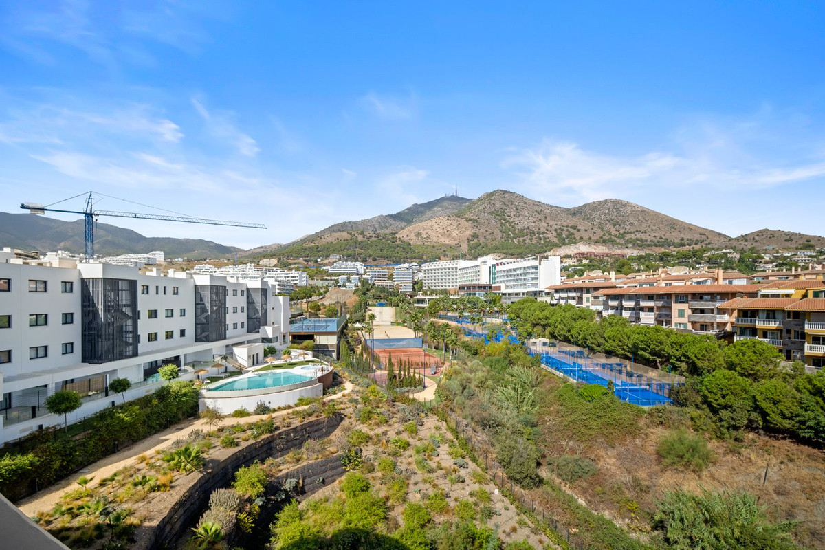 3 Bed Apartment for sale in Fuengirola Costa Del Sol, Málaga, Spain