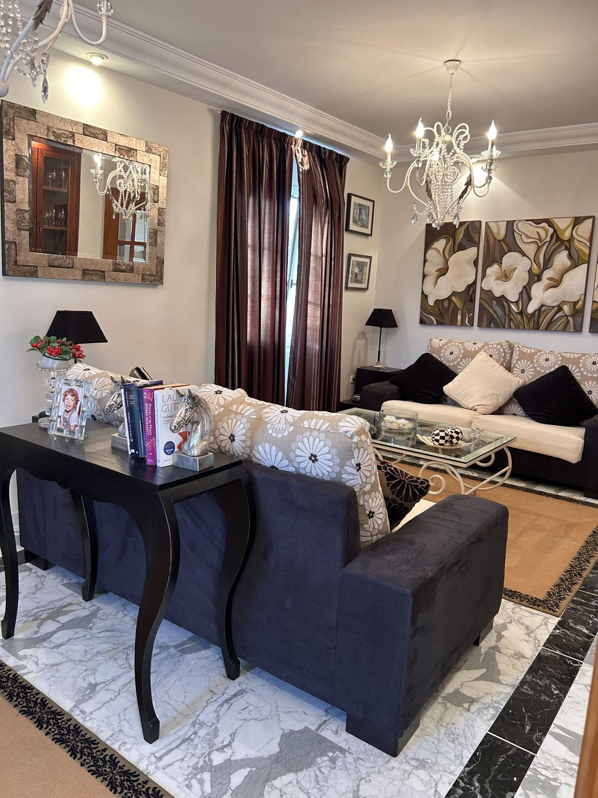 Se vende Villa - Chalet de 4 dormitorios en Costa Del Sol, Cadiz, España