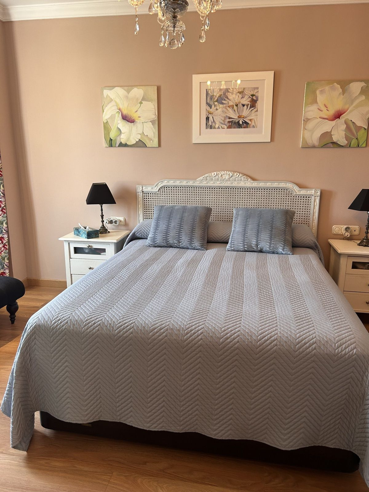 Se vende Villa - Chalet de 4 dormitorios en Costa Del Sol, Cadiz, España