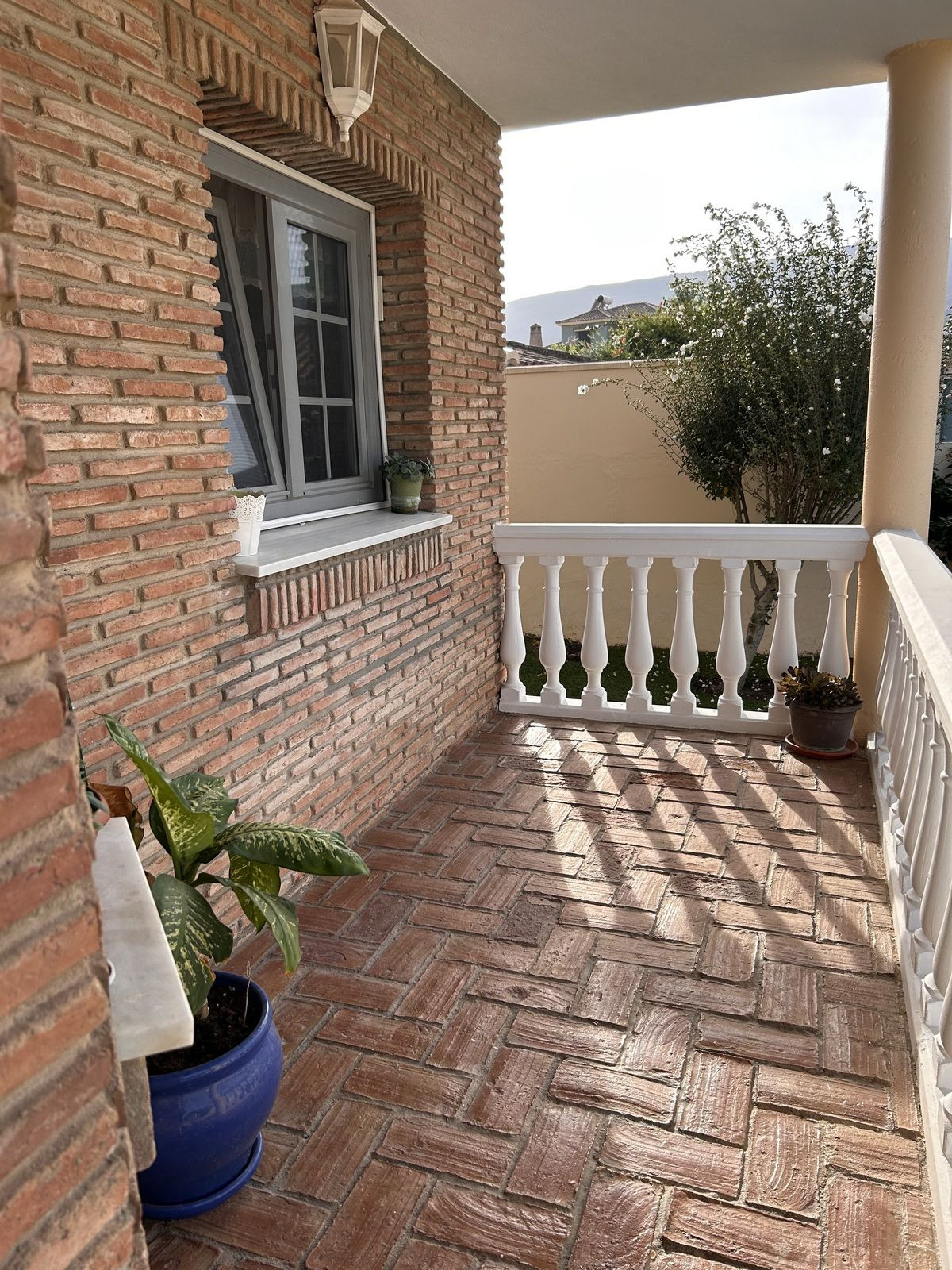 Se vende Villa - Chalet de 4 dormitorios en Costa Del Sol, Cadiz, España