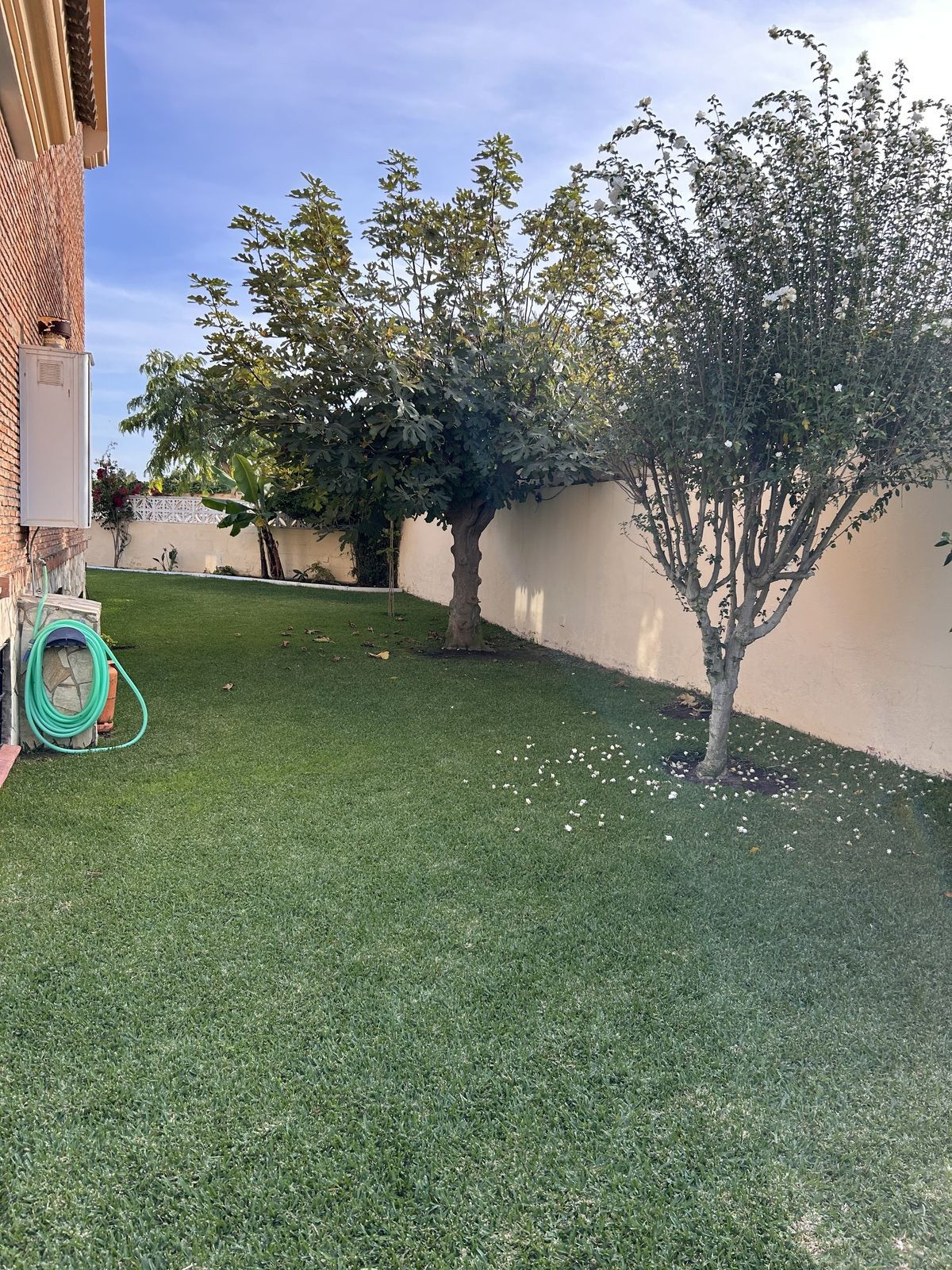 Se vende Villa - Chalet de 4 dormitorios en Costa Del Sol, Cadiz, España