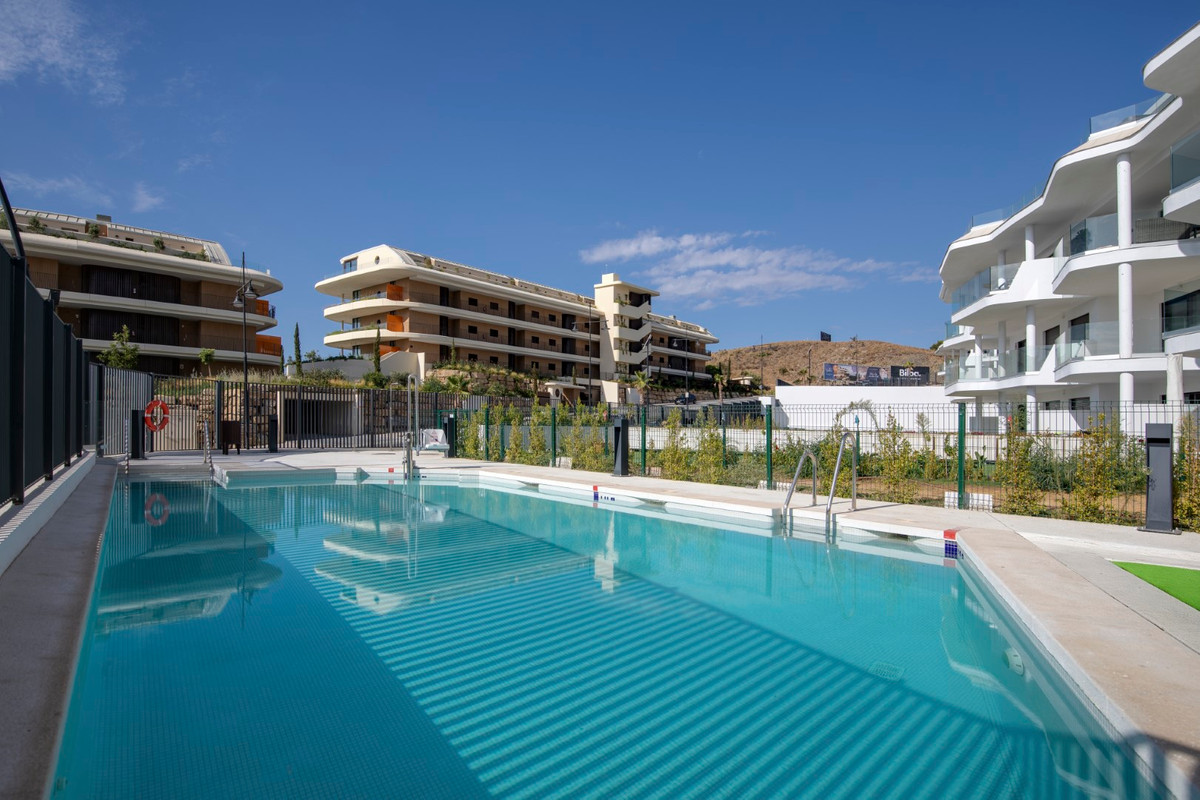 3 Bed Apartment for sale in Fuengirola Costa Del Sol, Málaga, Spain