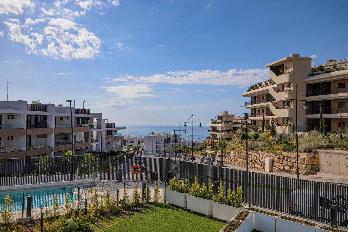 3 Bed Apartment for sale in Fuengirola Costa Del Sol, Málaga, Spain