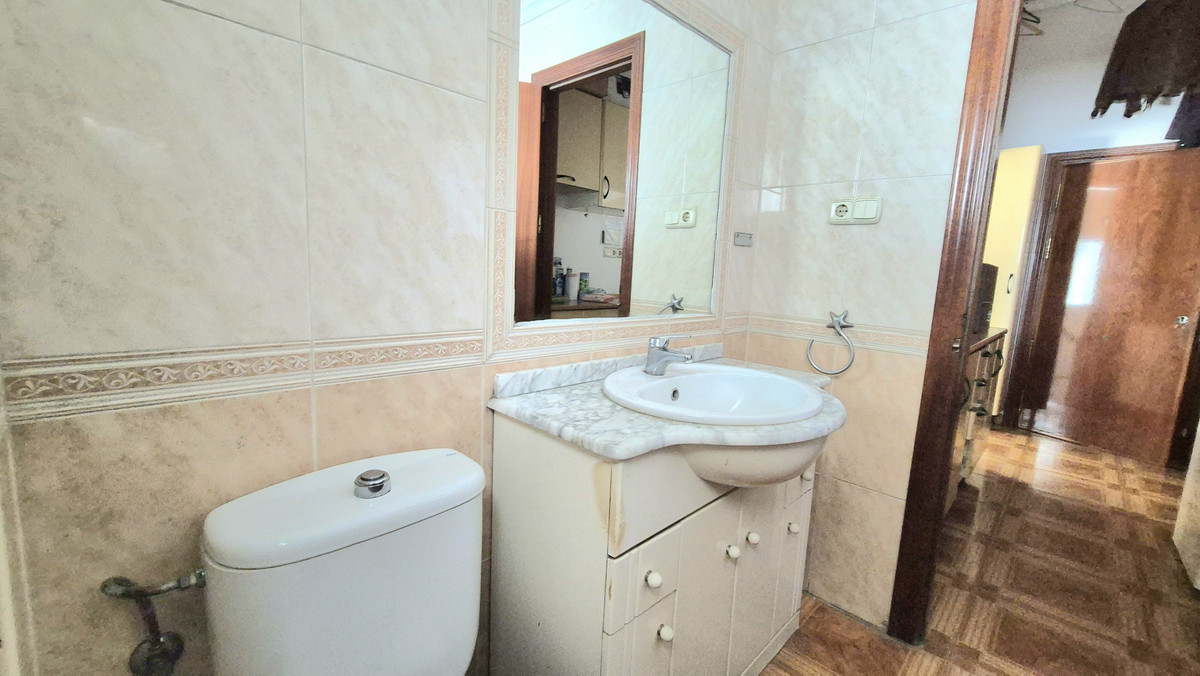 Se vende Local comercial  en Costa Del Sol, Málaga, España