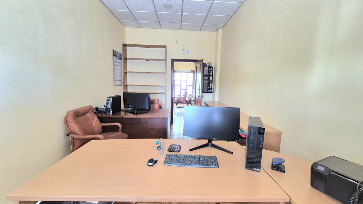 Se vende Local comercial  en Costa Del Sol, Málaga, España