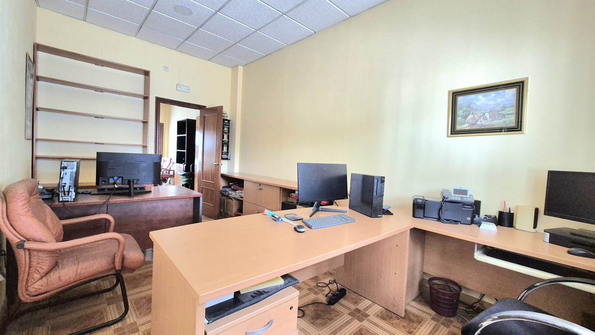 Se vende Local comercial  en Costa Del Sol, Málaga, España