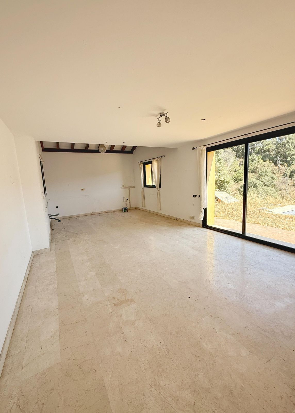 5 Bed Townhouse for sale in Elviria Costa Del Sol, Málaga, Spain