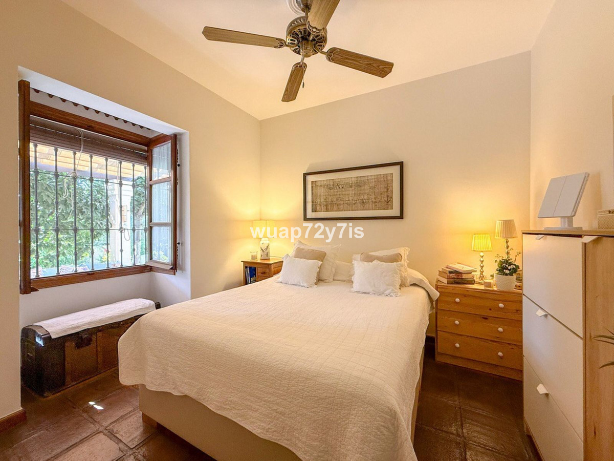 3 Bed Townhouse for sale in Nagüeles Costa Del Sol, Málaga, Spain