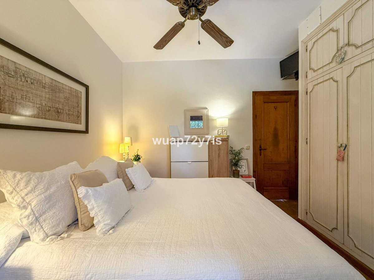 3 Bed Townhouse for sale in Nagüeles Costa Del Sol, Málaga, Spain
