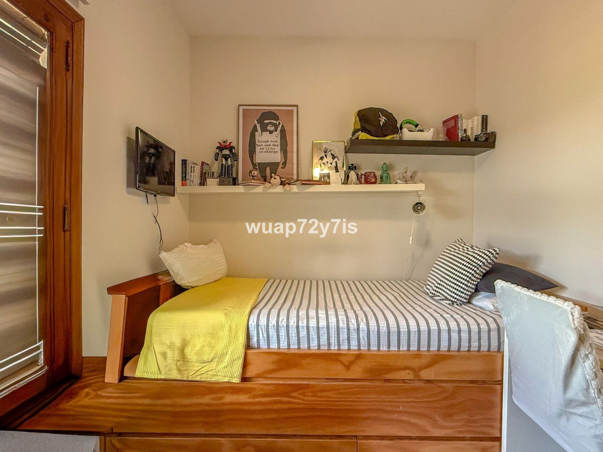 3 Bed Townhouse for sale in Nagüeles Costa Del Sol, Málaga, Spain