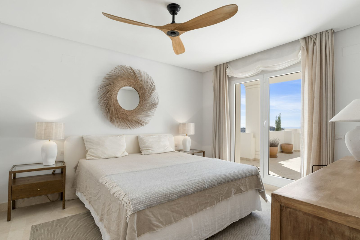 3 Bed Apartment for sale in Aloha Costa Del Sol, Málaga, Spain