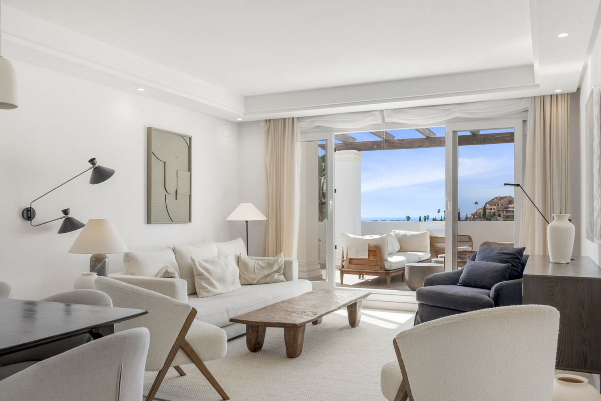 3 Bed Apartment for sale in Aloha Costa Del Sol, Málaga, Spain