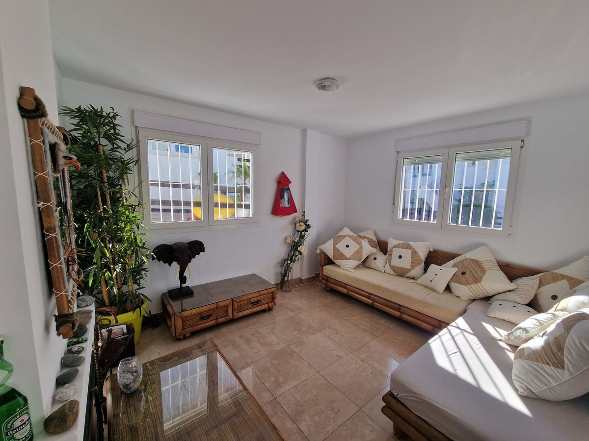 5 Bed Townhouse for sale in Manilva Costa Del Sol, Málaga, Spain