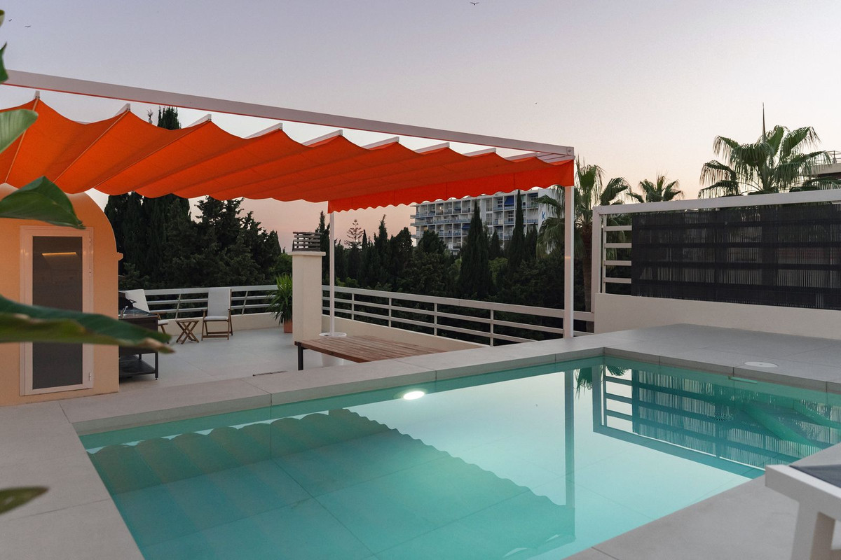 3 Bed Apartment for sale in Marbella Costa Del Sol, Málaga, Spain