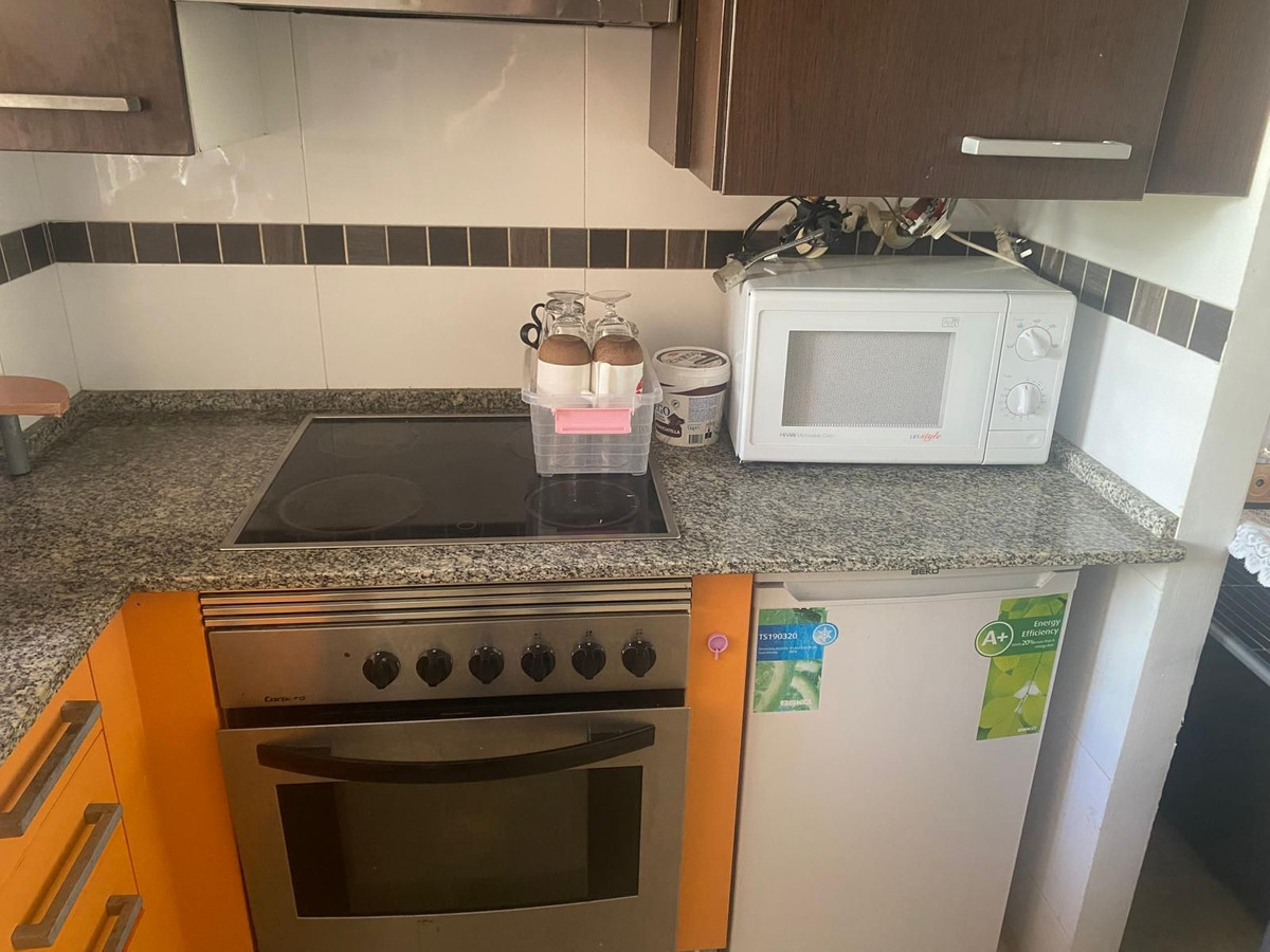 Se vende Apartamento Planta Media de 1 dormitorios en Costa Del Sol, Málaga, España