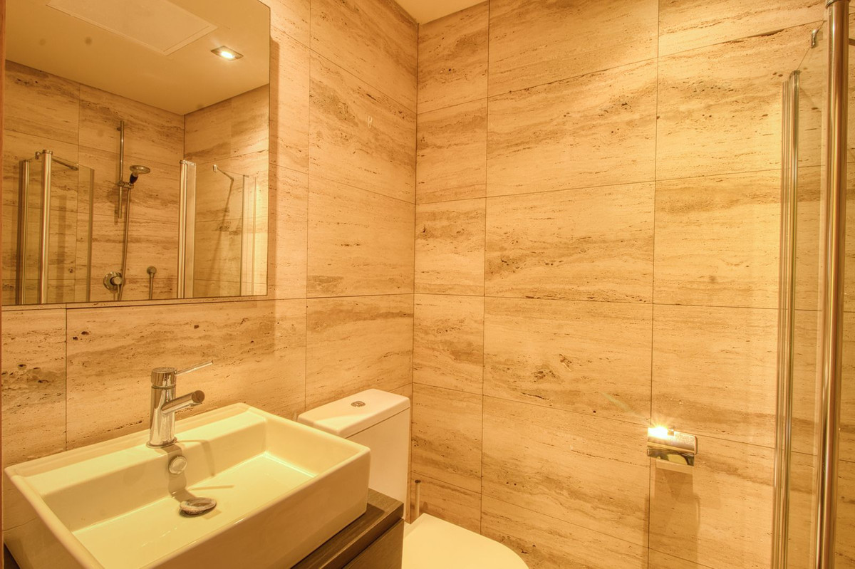 Se vende Adosada de 4 dormitorios en Costa Del Sol, Málaga, España