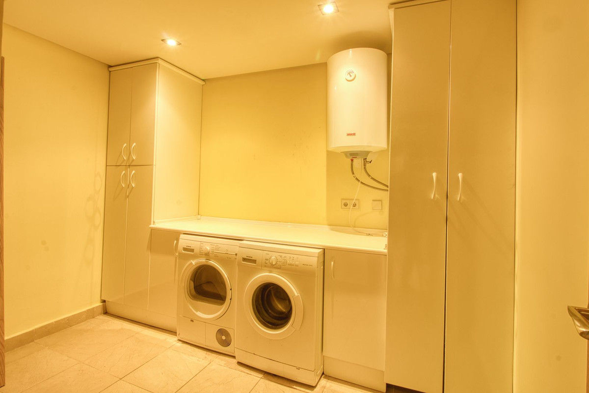 Se vende Adosada de 4 dormitorios en Costa Del Sol, Málaga, España