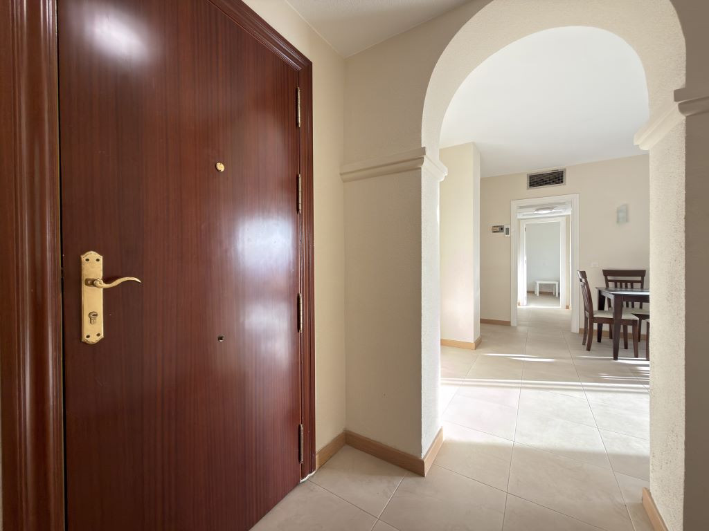 Se vende Apartamento Planta Media de 2 dormitorios en Costa Del Sol, Málaga, España