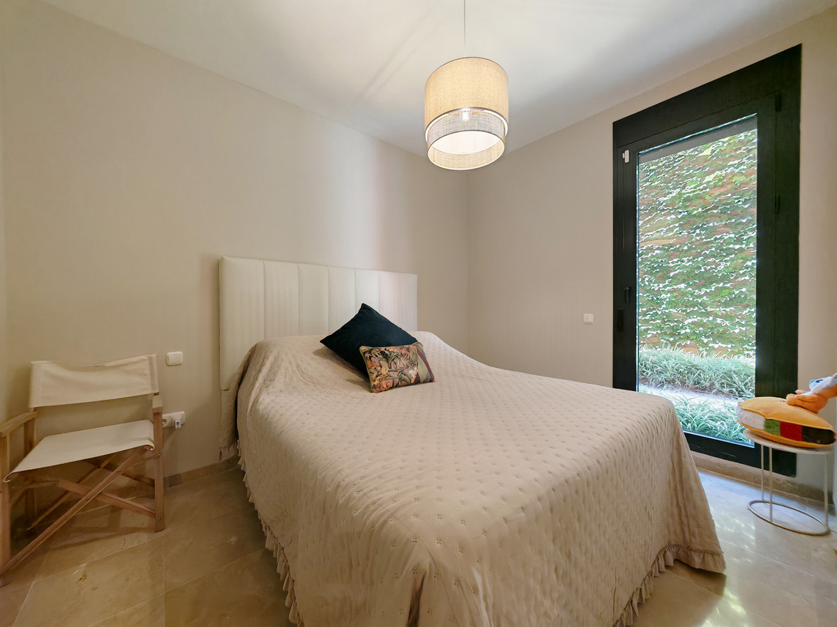 Se vende Apartamento Planta Baja de 3 dormitorios en Costa Del Sol, Málaga, España