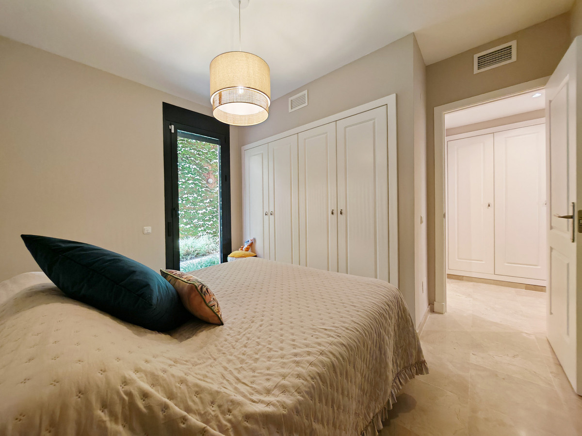 Se vende Apartamento Planta Baja de 3 dormitorios en Costa Del Sol, Málaga, España
