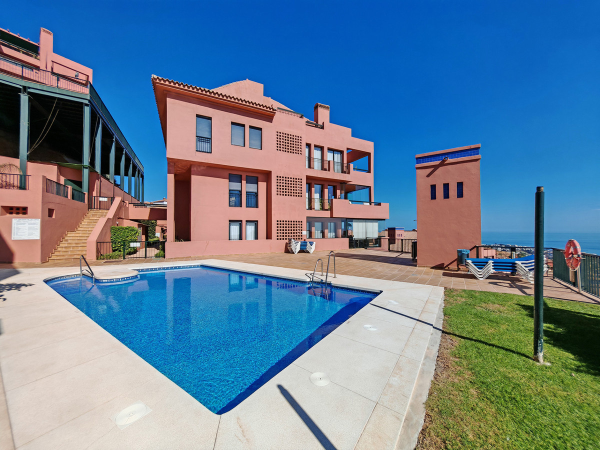 Se vende Apartamento Planta Baja de 3 dormitorios en Costa Del Sol, Málaga, España