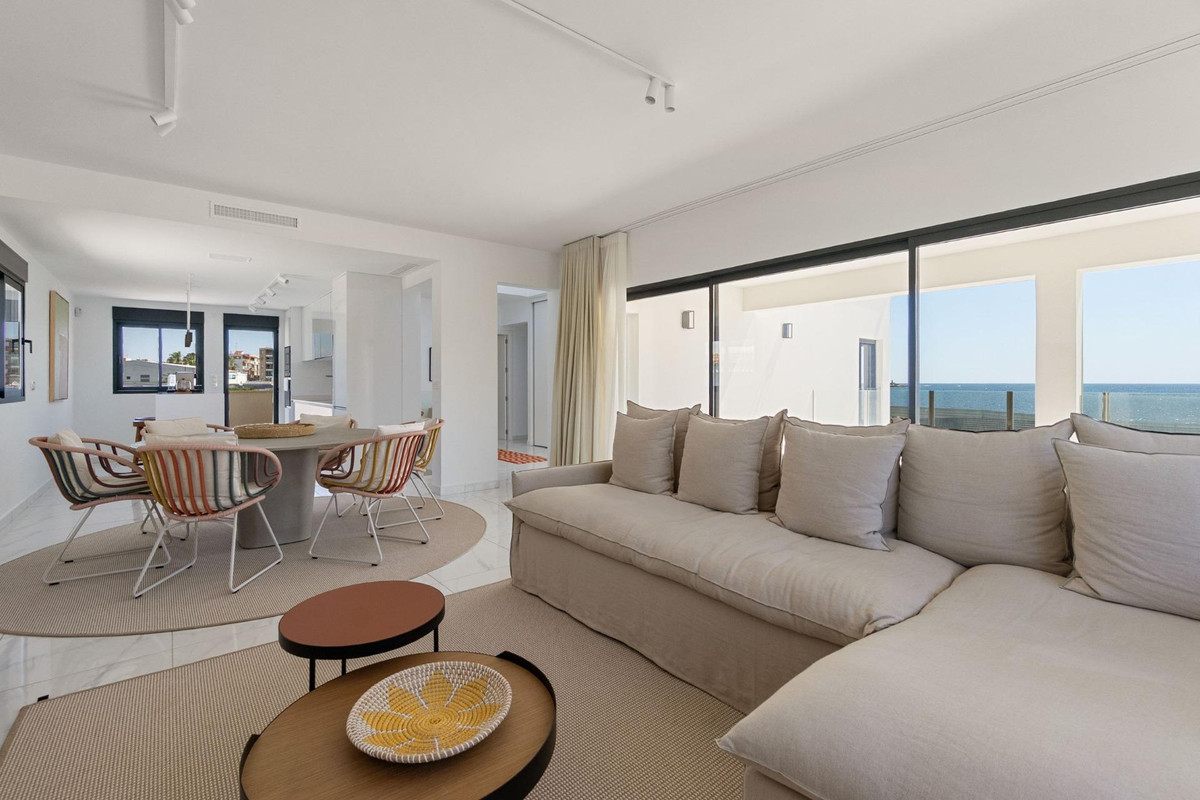 5 Bed Townhouse for sale in La Veleta Costa Blanca, Alicante, Spain