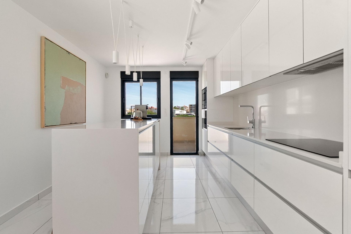 5 Bed Townhouse for sale in La Veleta Costa Blanca, Alicante, Spain