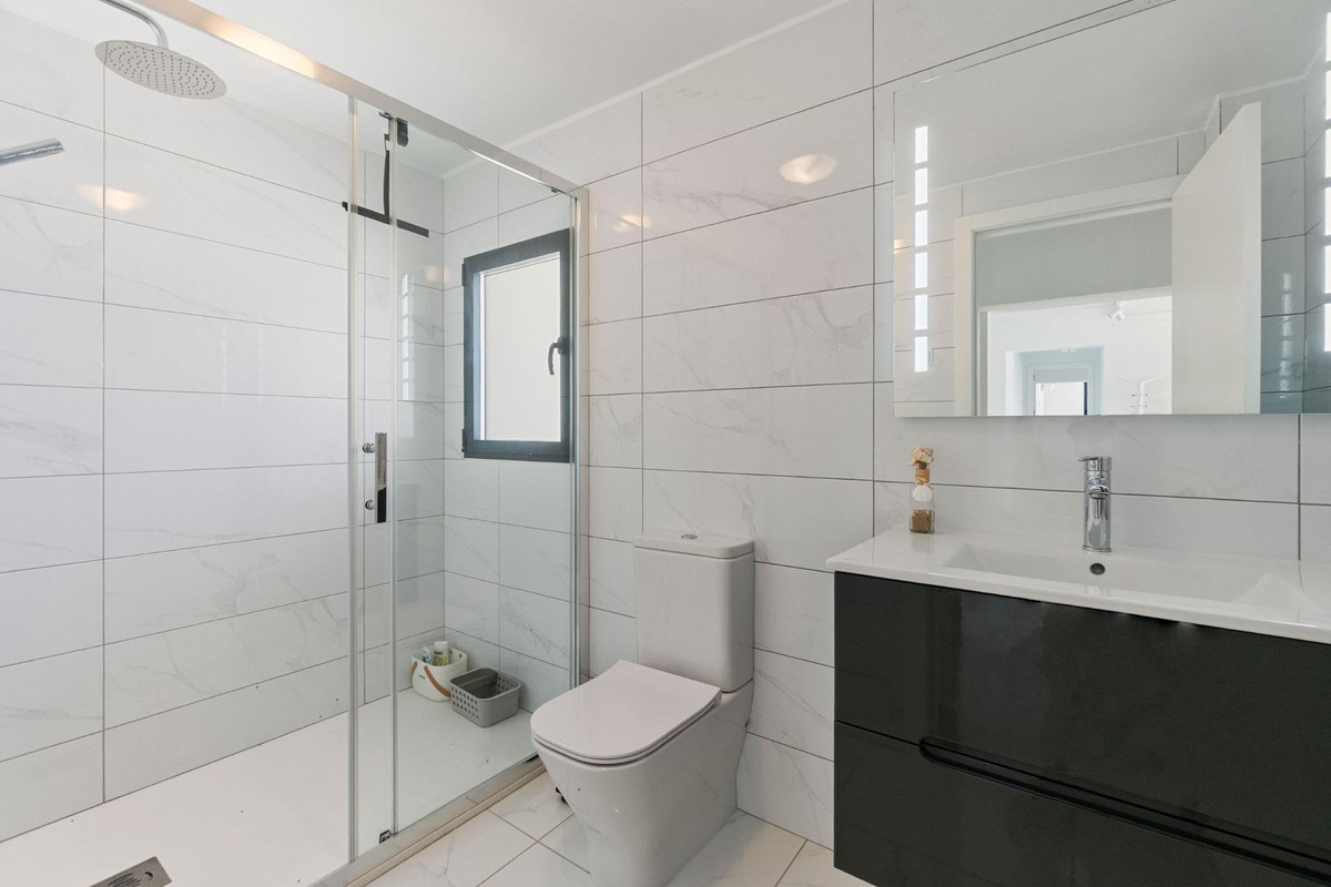 5 Bed Townhouse for sale in La Veleta Costa Blanca, Alicante, Spain