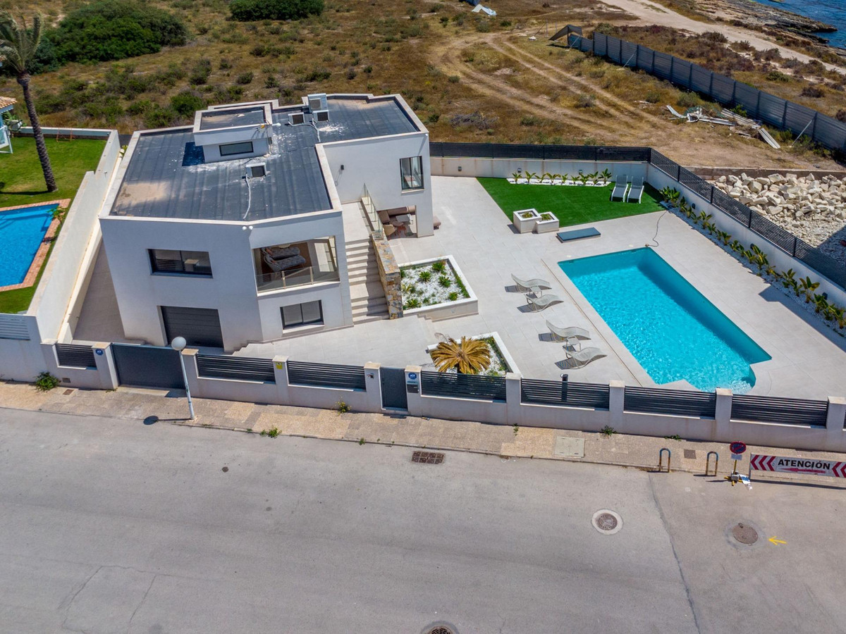 5 Bed Townhouse for sale in La Veleta Costa Blanca, Alicante, Spain
