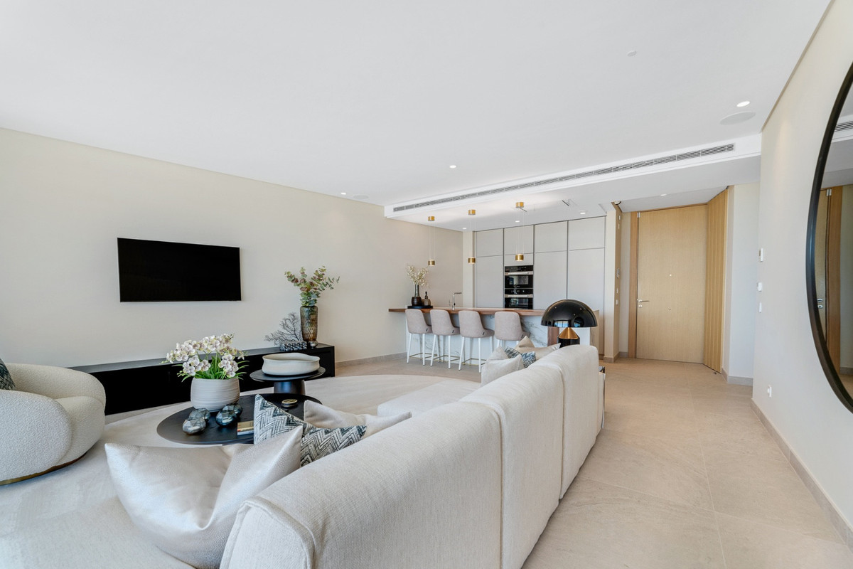 2 Bed Apartment for sale in Benahavís Costa Del Sol, Málaga, Spain