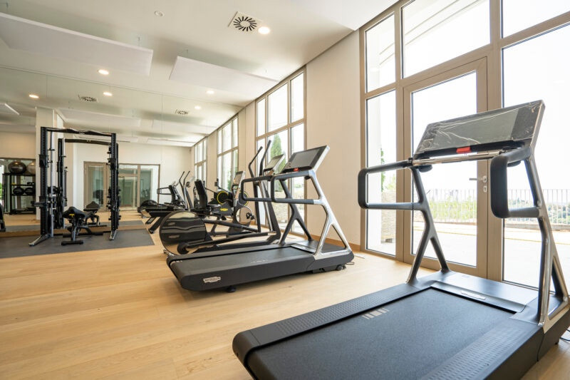 2 Bed Apartment for sale in Benahavís Costa Del Sol, Málaga, Spain